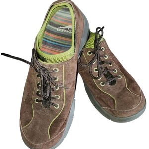 Dansko Brown and Green Elisa Casual Oxford Shoes Sz. 10/40